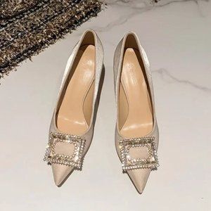 Fine heel temperament pointed single shoes